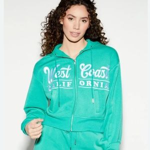 New west coast California cropped embroidered hoodie M